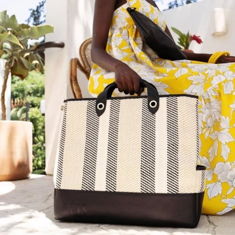 Limited Edition BEIS Everyday Tote in Natural- Send an OFFER